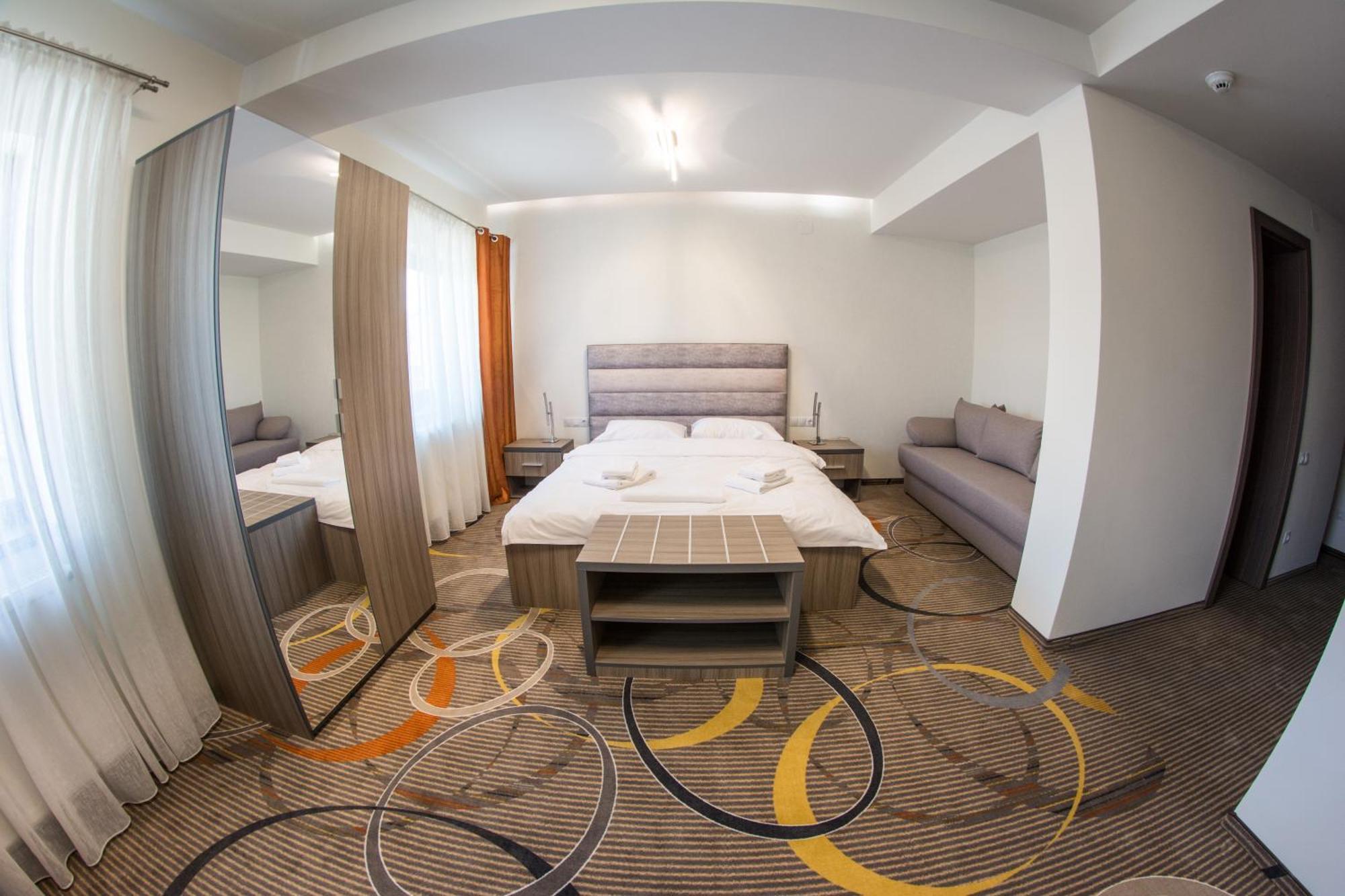 Stella Di Monte Hotel Sibiu Ngoại thất bức ảnh